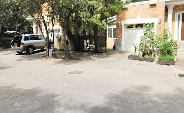 顺义区 名都园5130号1-3层  别墅