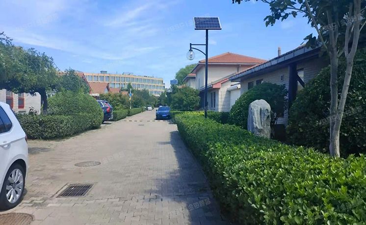 顺义区 欧陆苑141-1号楼1-2  别墅