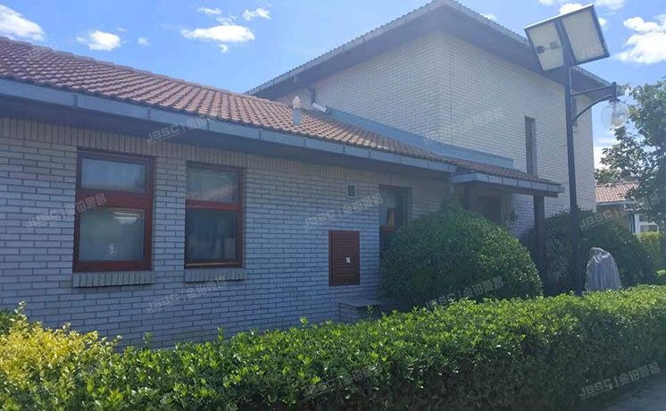 顺义区 欧陆苑141-1号楼1-2  别墅