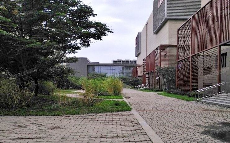 顺义区 蓝汛首鸣9号和10号的房产整体拍卖  厂房