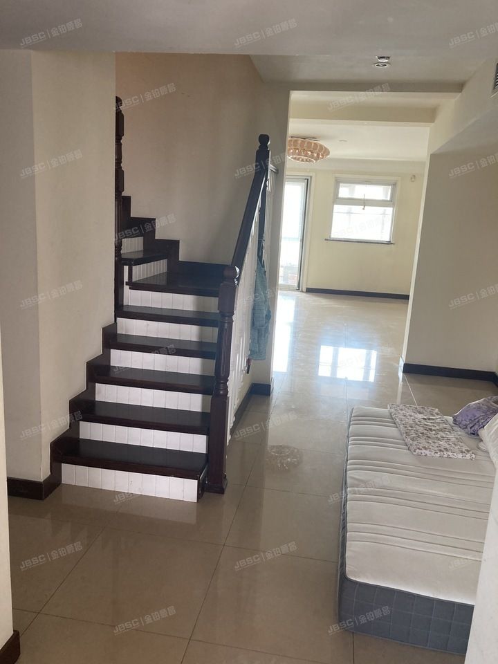 顺义区 美林别墅10号楼三单元D