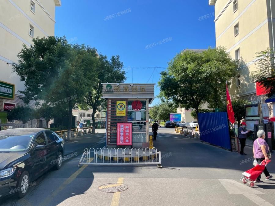 顺义区 裕龙花园四区21号楼四单元101号