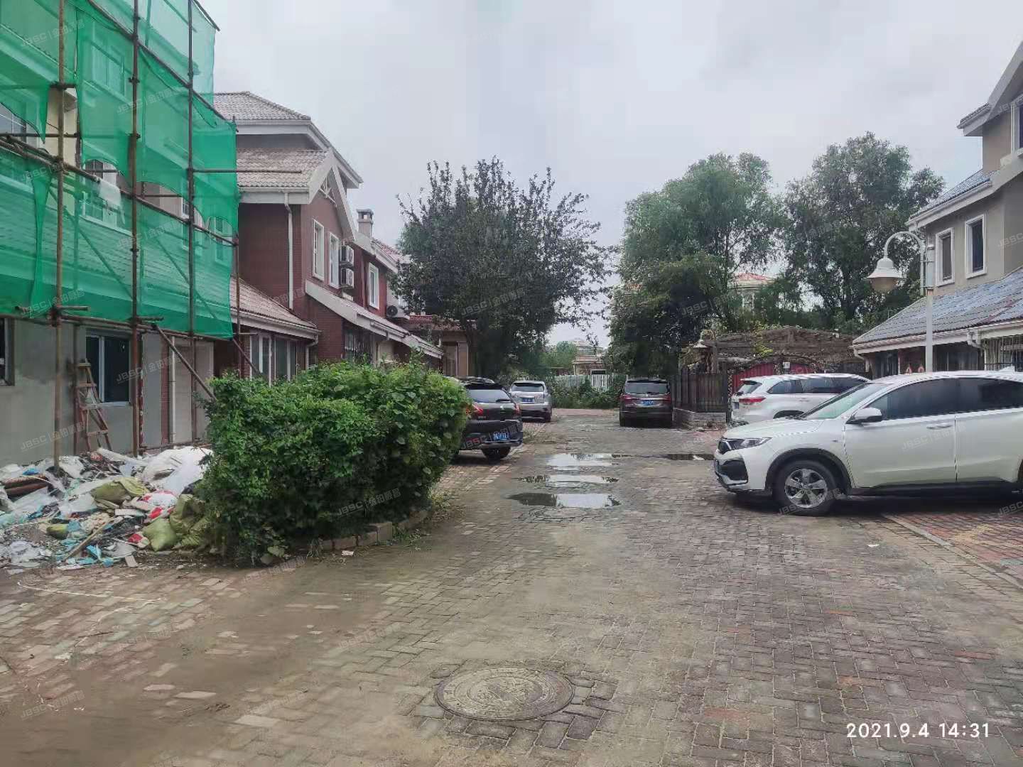 房山区 加州水郡102号楼1至3层10203