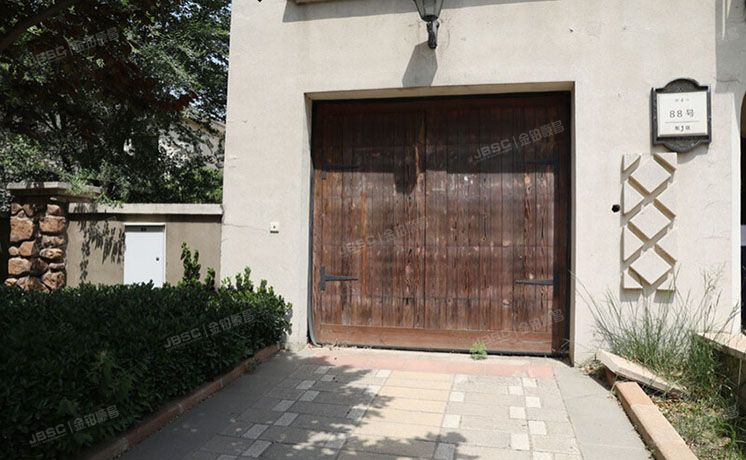 昌平区 御汤山一区88号1至2层 别墅