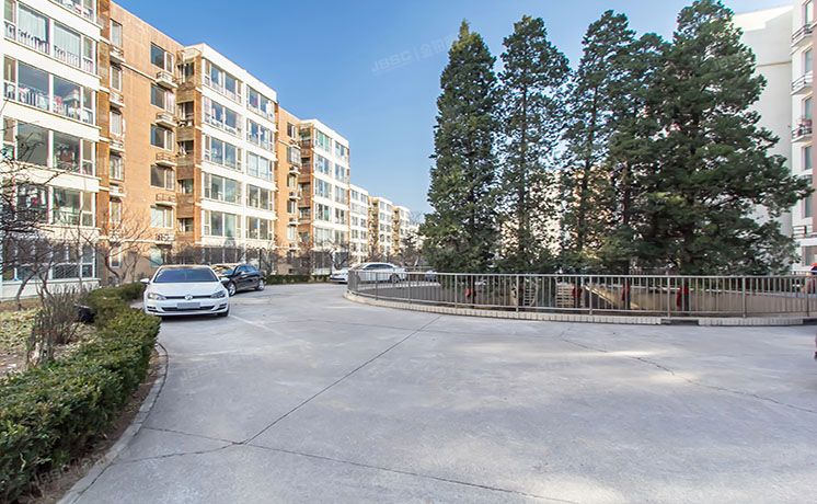 丰台区 新发地天骄俊园9号楼9层2单元902号