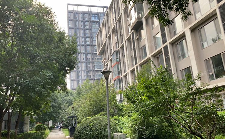 朝阳区 北纬40度东区8号楼2单元702室