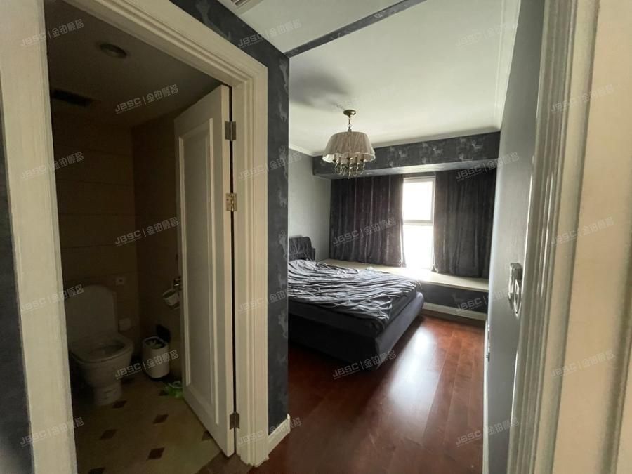 朝阳区 龙湖长楹天街3号楼11层8单元1202号