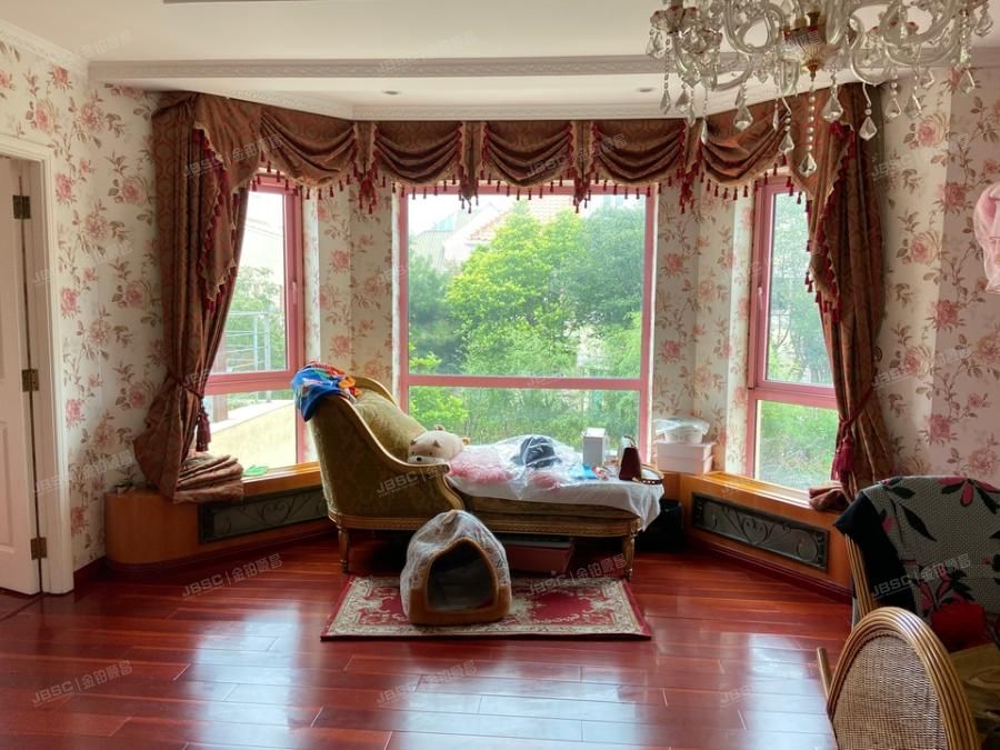 顺义区 丽高王府A-3幢1至3层 别墅