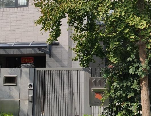 朝阳区 卓锦万代111号-1至3层 别墅