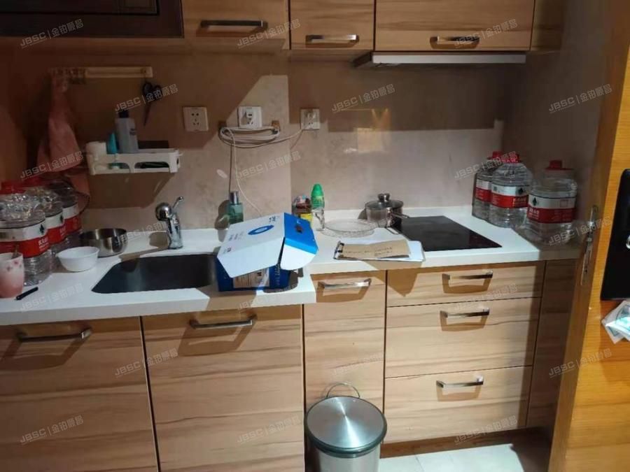 朝阳区  广渠金茂府西区2号楼23层2715号 办公