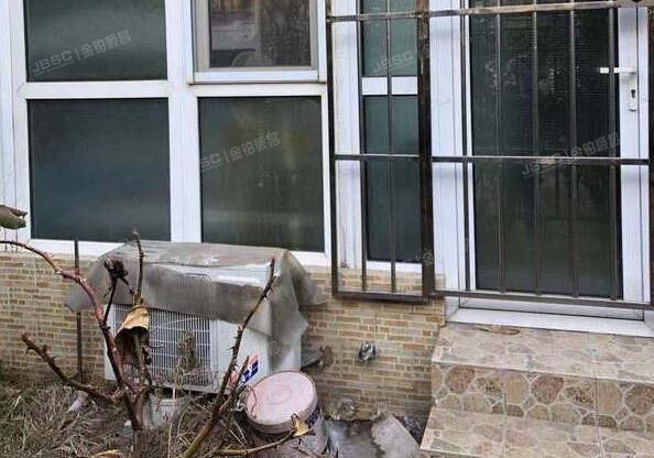 丰台区 大成南里一区5号楼1层1单元102号