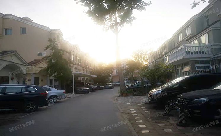 丰台区 未来假日花园30号楼1层7 别墅