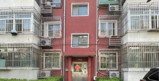 朝阳区 中科院华严北里18号楼1层4门107