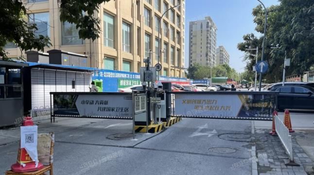 大兴区 黄村中里3号楼6层3单元704