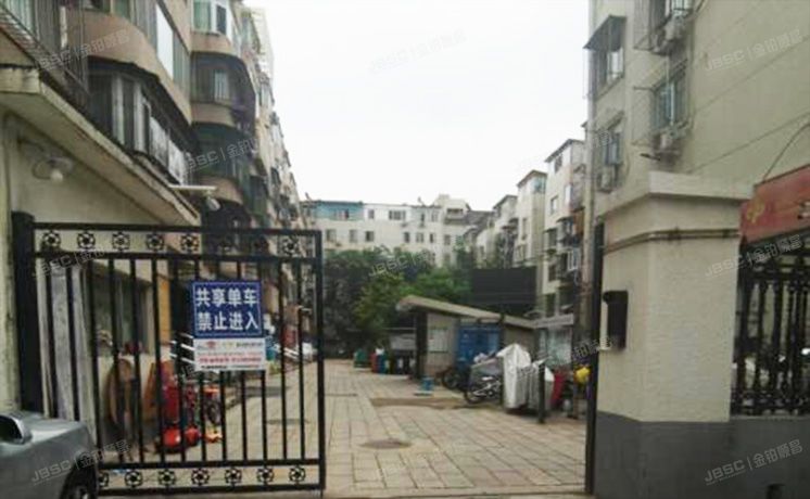 西城区 国英园7号楼3层5门303