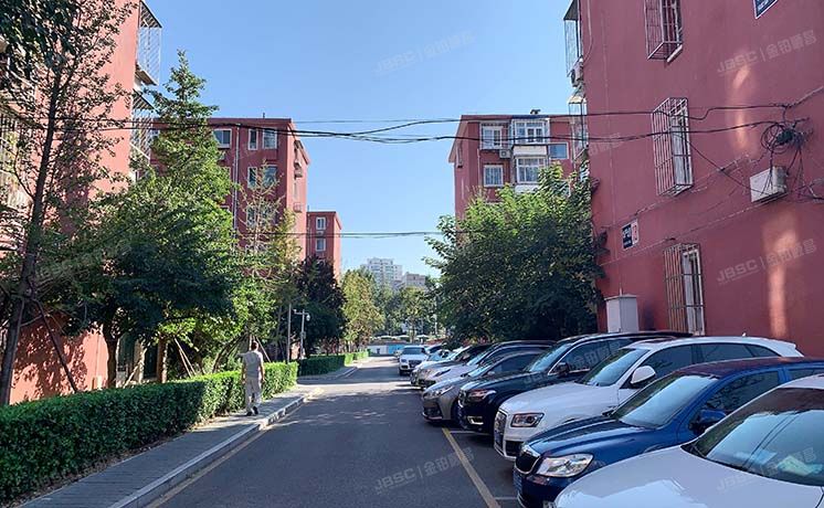 朝阳区 中科院华严北里18号楼1层4门107