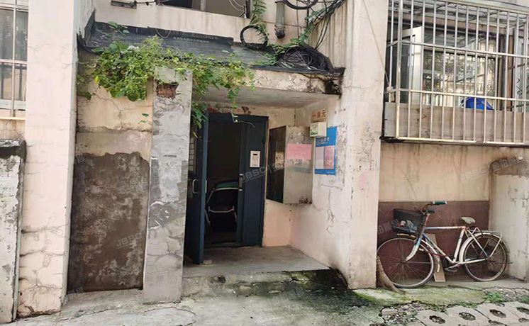 大兴区 黄村镇枣园小区37号楼1单元202