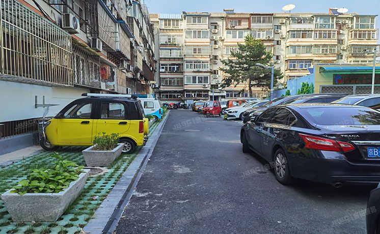 西城区 玉桃园三区12号楼5层1门502