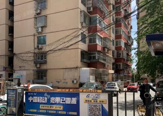 丰台区 角门东里86号楼4层409