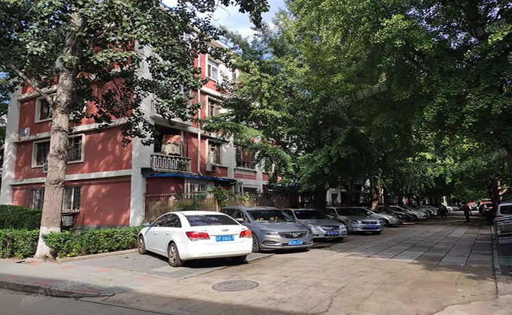 海淀区 农科院5号3层三单元308