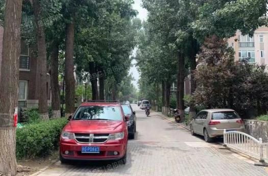 大兴区 康隆园小区5号楼2单元9层902（翡翠城五期）