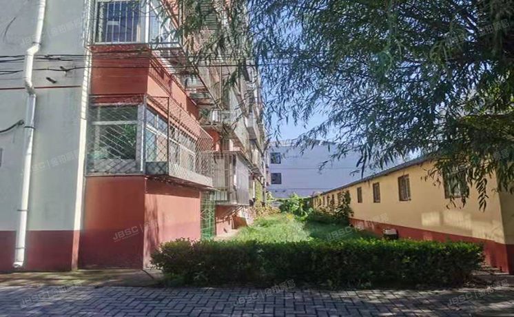 顺义区 滨河小区15号楼1层三单元102