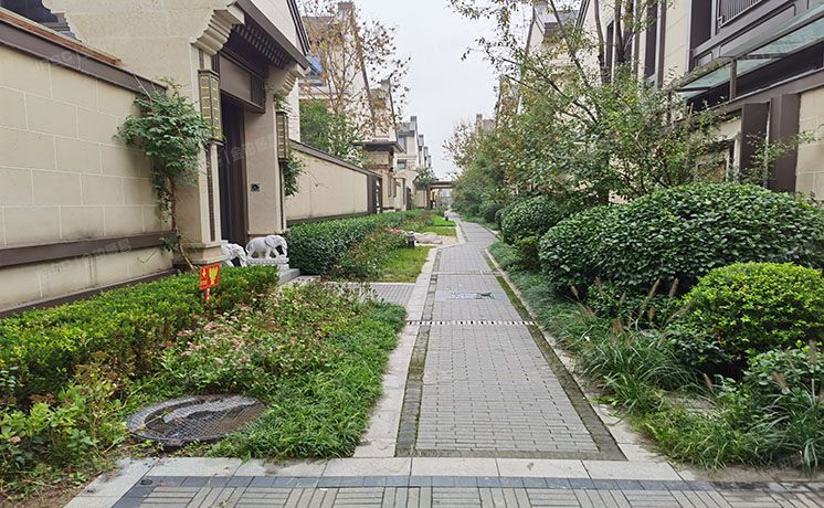 顺义区 馨园八路6号院9号楼-2至3层107号+2车位（优山美地D区）