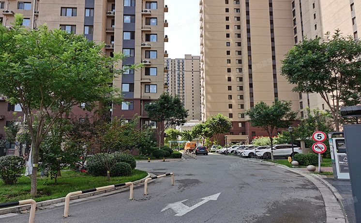 通州区 东潞苑一区8号楼12层2单元1204号（通瑞嘉苑）