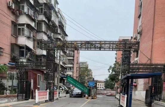 丰台区 南苑北里三区8号楼1层5单元102（和义南苑北里）