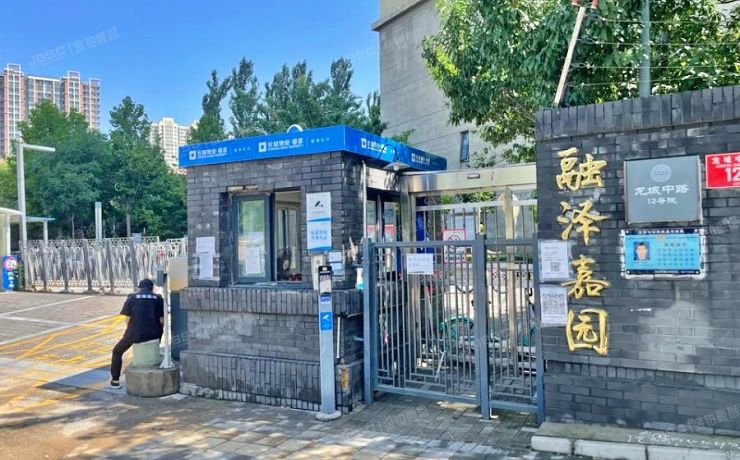 昌平区 龙域中路12号院5号2单元2504室（融泽嘉园）