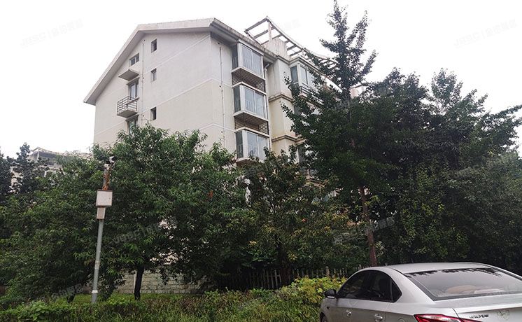 房山区 世界名园9号楼2单元302