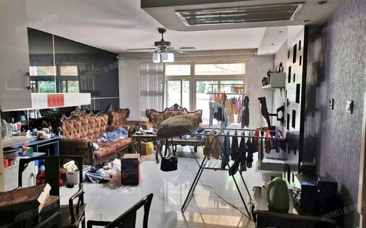 顺义区 馨港庄园二区11号楼1层4单元102（馨港庄园）