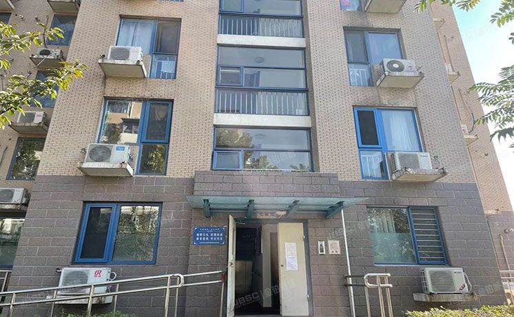 昌平区 回龙观镇东村家园7号楼-1层7单元-101（东村家园）