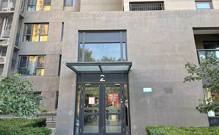 昌平区 龙域中路12号院5号2单元2504室（融泽嘉园）