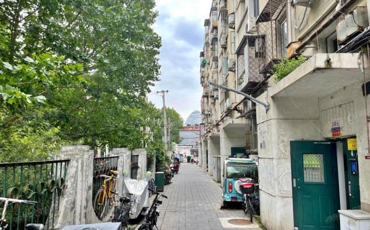 朝阳区 西八间北里17号楼6层6单元602（西八间北里）