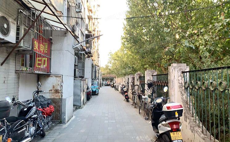 朝阳区 西八间北里17号楼6层6单元602（西八间北里）