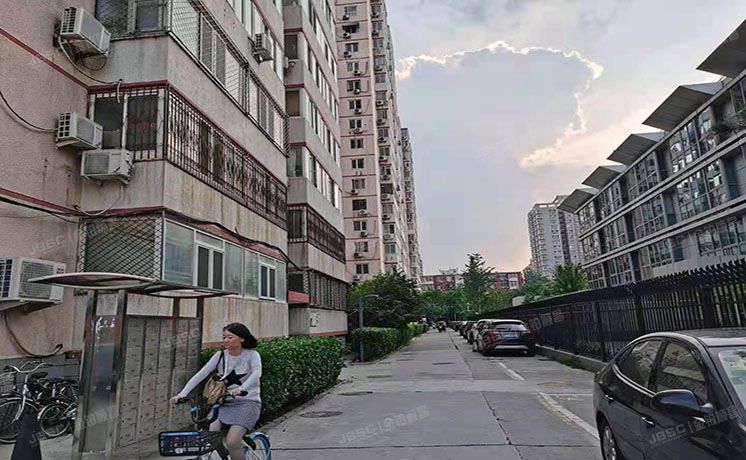 朝阳区 潘家园东里8号楼15层1509（潘家园东里）