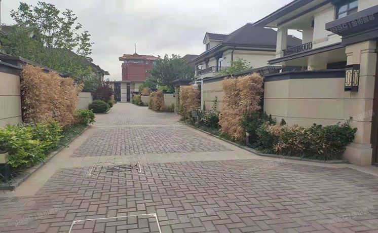 通州区 草寺500号院二区4号楼1至2层01号（天鸿颐景）独栋别墅