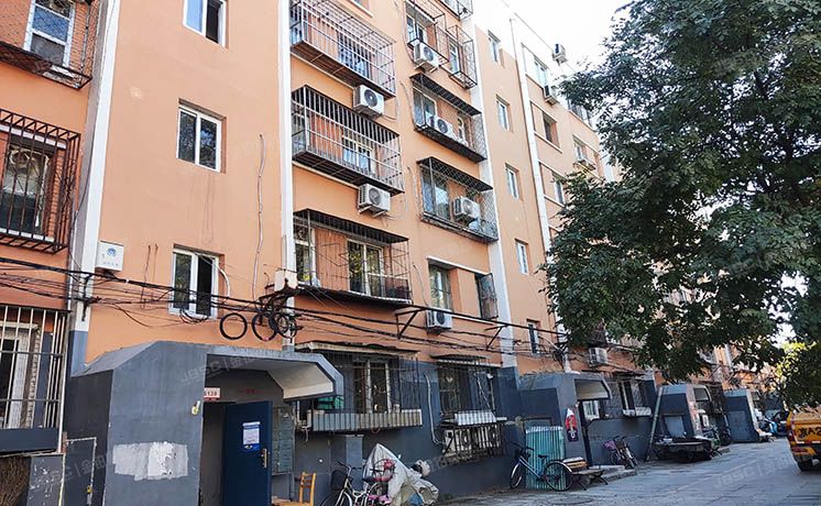 大兴区 黄村镇富强西里1号楼1层3-102（富强西里）房改房