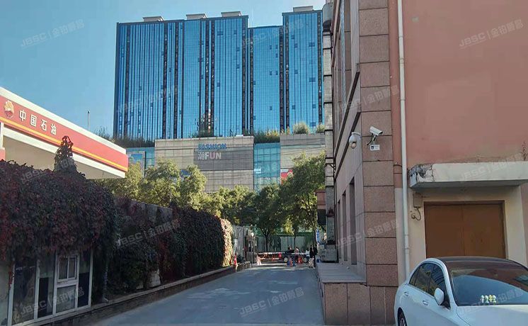 海淀区 翠微路甲10号1幢1层1-1办公、-1层1-2办公+车库