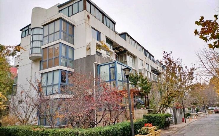 朝阳区 豆各庄5号院213号楼3层二单元302号（青青家园）