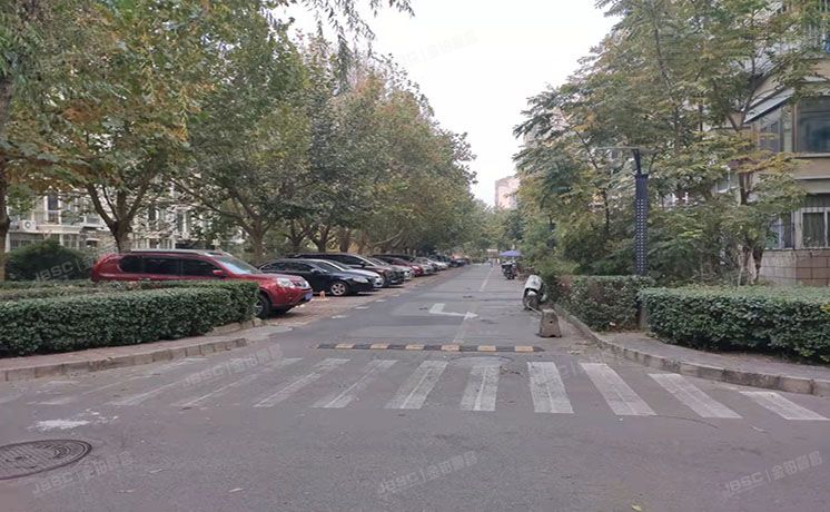 通州区 怡乐园三区12号楼8层2单元803（靓景明居）