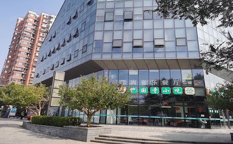 大兴区 宏福路1号院1号楼一层104号（鸿坤广场） 商业