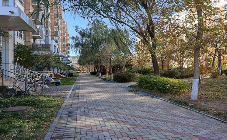 海淀区 西四环北路125号3号楼4层5单元502号（汤泉逸墅）