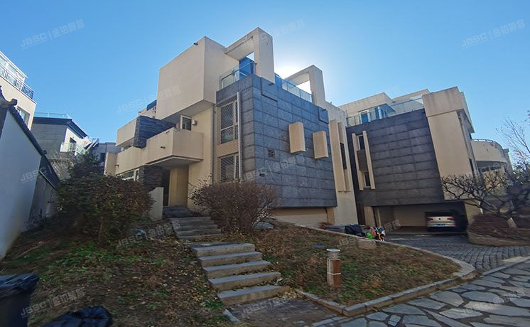 顺义区 澳景园三区19号楼-1至3层01（澳景园）别墅