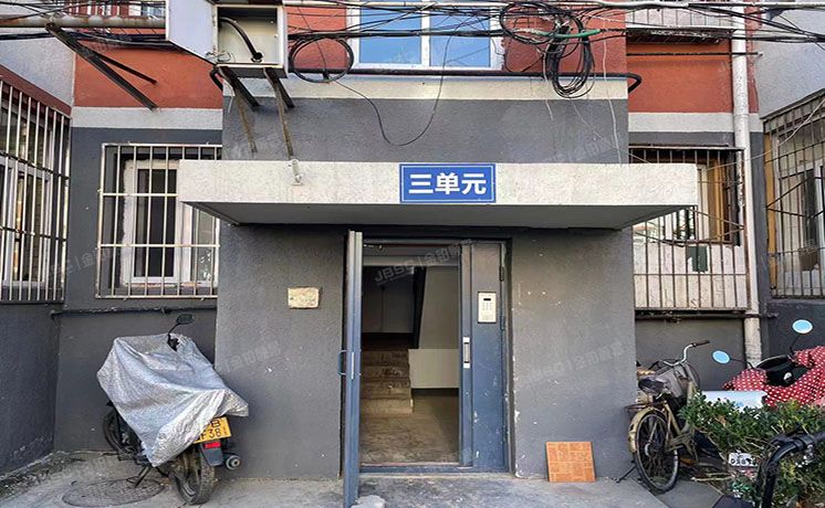 昌平区 东小口镇华龙苑南里17号楼5层3单元502号（华龙苑南里）