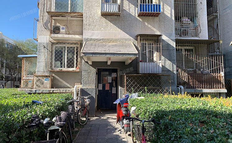 东城区 竹杆胡同3号楼2层1单元201