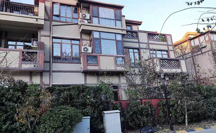 大兴区 龙景湾四区9号楼1至3层01（富力丹麦小镇）