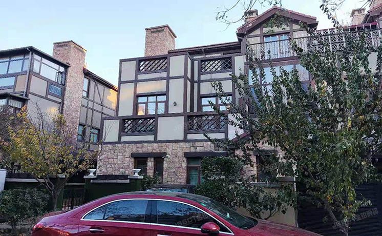 大兴区 龙景湾四区9号楼1至3层01（富力丹麦小镇）