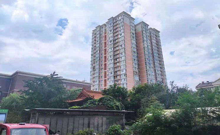 海淀区 万丰路18号院1号楼3层308（橙色年代）办公